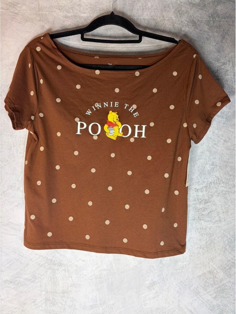 Disney Winnie the Pooh Women’s S 4-6 Brown Polka Dot Off Shoulder Shirt NWT
